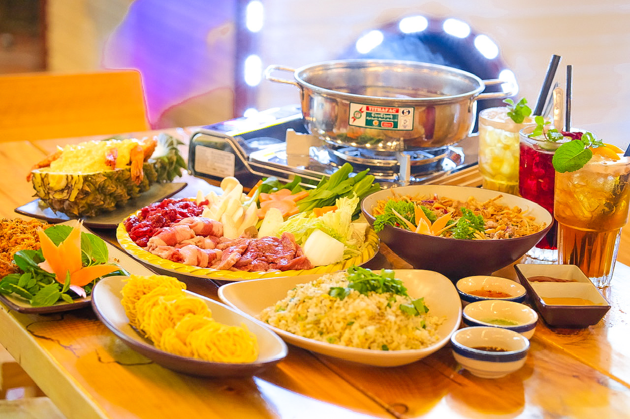 QUÁN NHẬU ĐƯỜNG PHỐ CÓ DJ, SIÊU NHÂN, LABUBU NHẢY CÙNG ƯU ĐÃI KHAI TRƯƠNG GIẢM 10% MỚI TOANH !!!