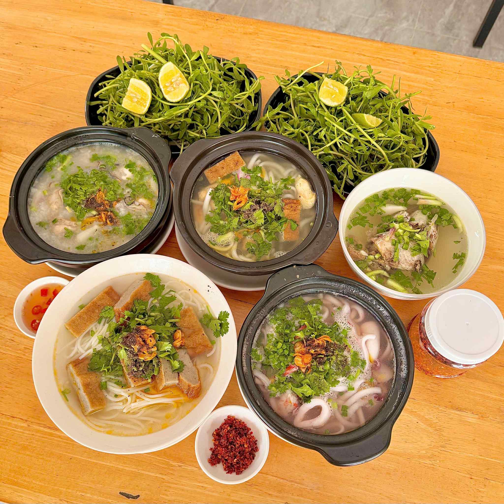 Bánh canh cá lóc nồi đất – Món quê dân dã đến  “cực phẩm” giữa lòng phố thị