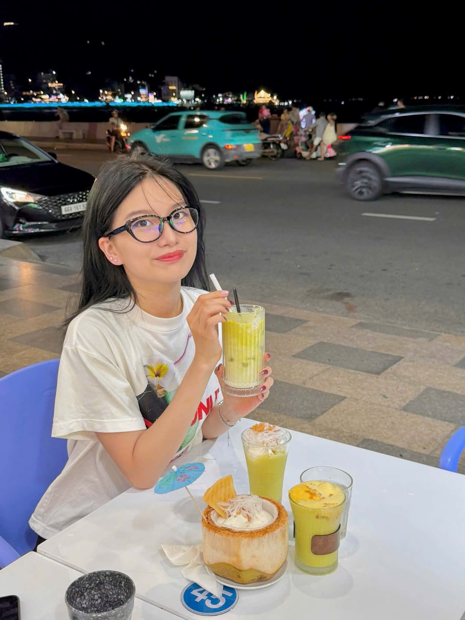 👇Đây chắc chắn là quán cafe “có tuổi” mà ai cũng biết ở Vũng Tàu