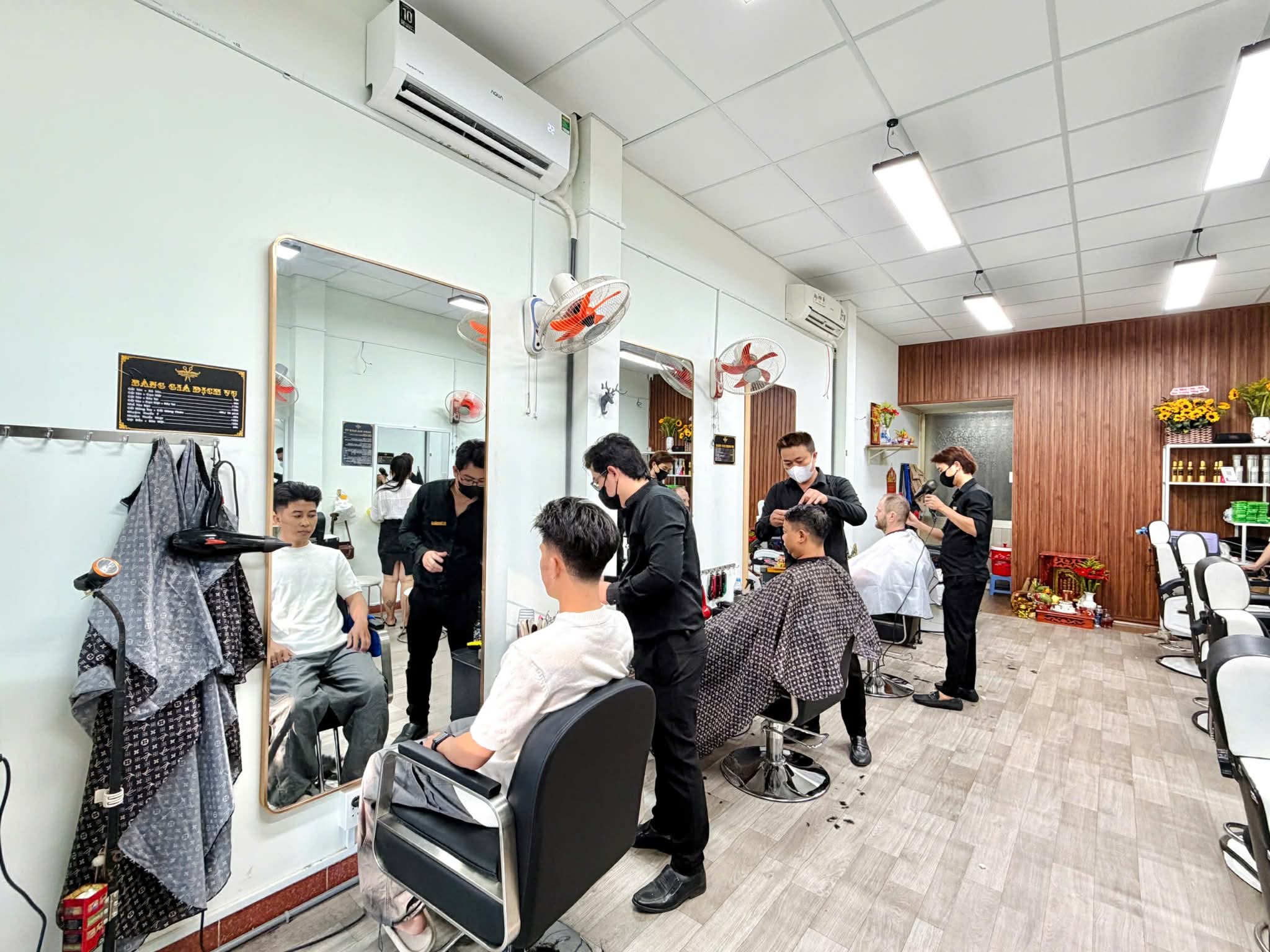 +1 điểm nâng cấp nhan sắc cho các anh trai đi chơi lễ 30/4-1/5