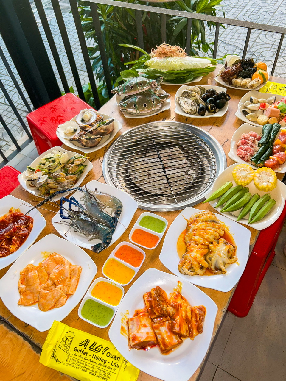 MỪNG SINH NHẬT CÙNG BUFFET ALO BÀ RỊA VỚI HƠN 80 MÓN MÀ CHỈ CÓ 139K/1 NGƯỜI - NGON, RẺ, KHÔNG LO ÁM KHÓI !!!!